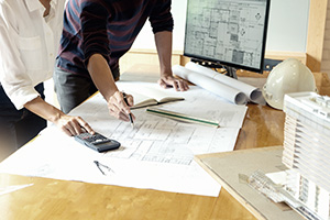 engineer-and-designer-working-at-desk-distributed-antenne-system